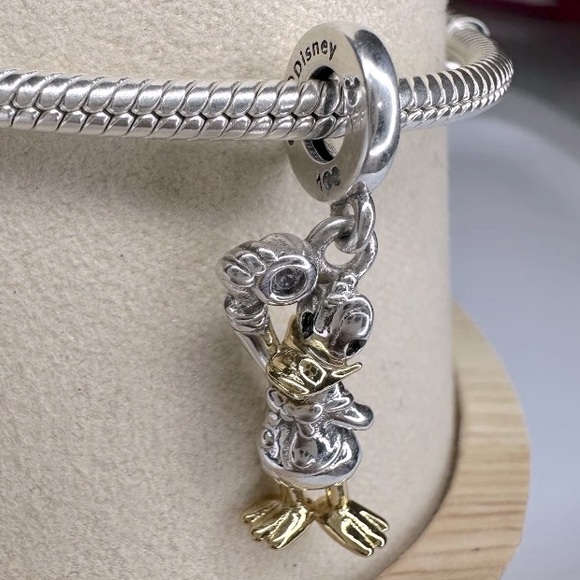 PANDORA Disney 100th Anniversary Donald Duck Charm for Pandora Bracelet Retired - Picture 2 of 6